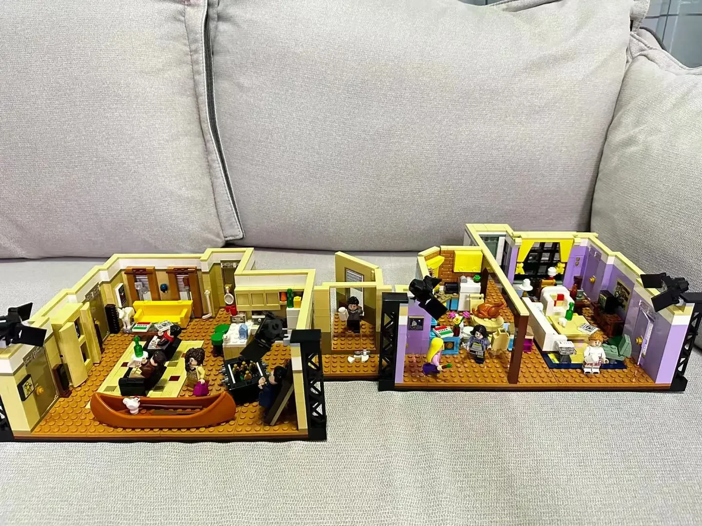 Конструктор &quotДрузья&quot из пластика