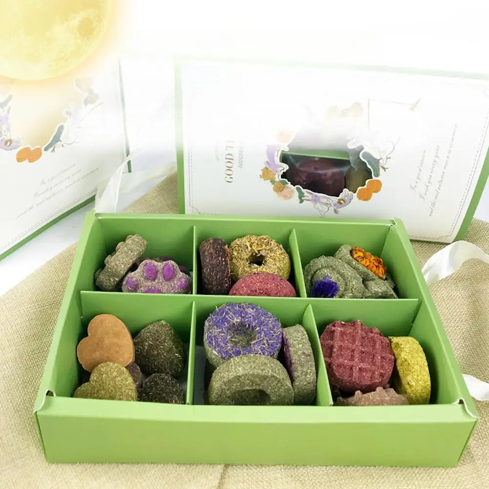 

Rabbit Grinding Teeth Grass Cake Molar Chew Bite Toy Snack Natural Small Animal Chew Toy For Guinea Pig Chinchilla Hamsters