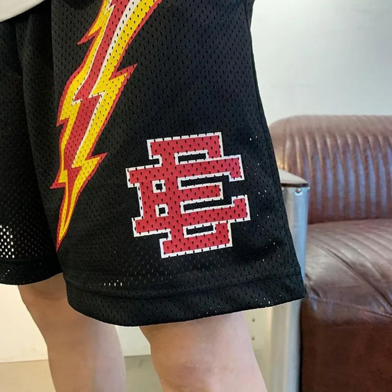 

Шорты пляжные сетчатые воздухопроницаемые до колен с 3D принтом