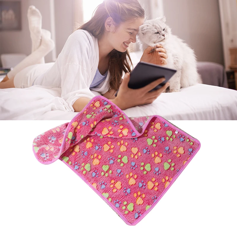 Dog Blanket Cute Claw Prints On Pink Thermal Soft Fiber Comfortable Cat Sleep For House Family Indoor