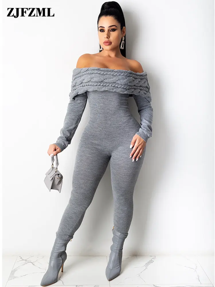 

Женский трикотажный комбинезон с открытыми плечами и длинным рукавом