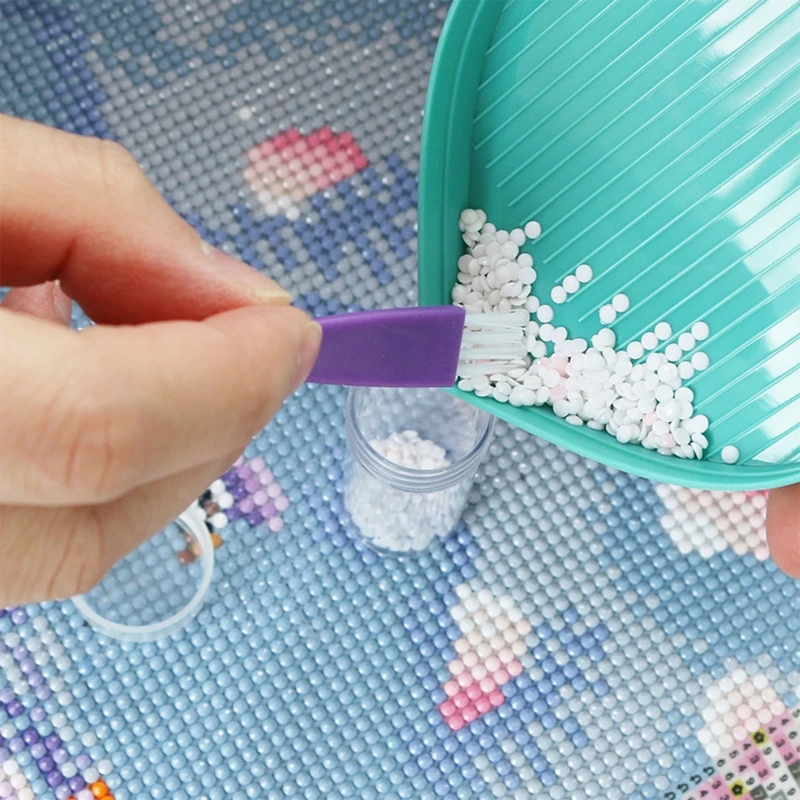

Diamond Painting Brush DIY Cross Stitch Embroidery Supply Cleaning Brushes Accessories 1PC