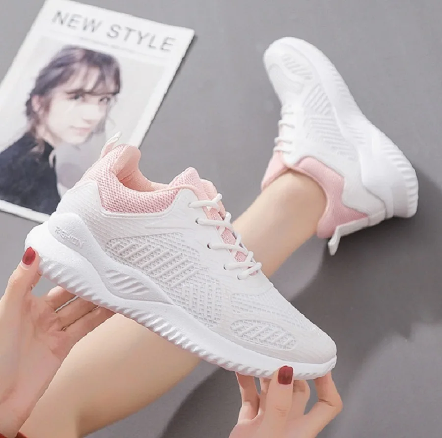 White Shoes Women Mesh Sneakers Breathable Light Running Shoes Girls Students Sport Shoes Female Casual Footwear Ladies Sneaker