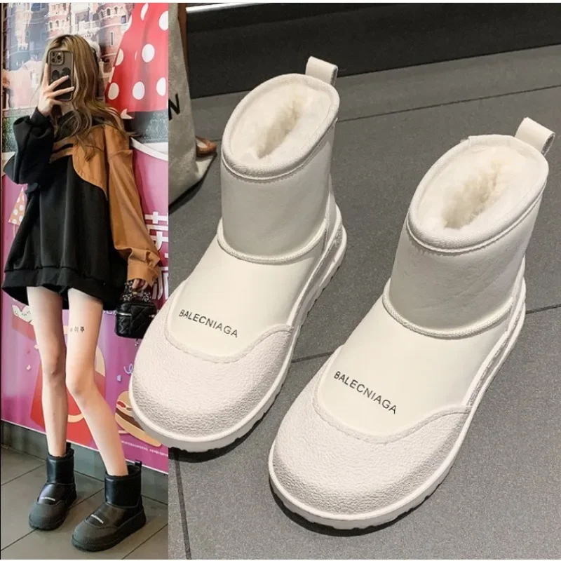 

Netizen Short Barrel Snow Boots for Women 2024 Winter Flat Bottom, Anti slip, Waterproof, plush, and Warm Cotton Shoes Fashion