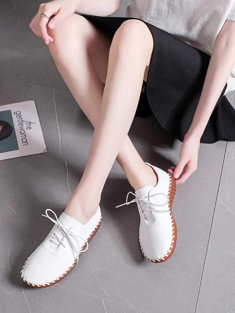 

Soft Sole Hollow Single Shoes Women 2022 Vintage Leather Low Heels Casual Shoes Woman Outdoor Lace Up Non Slip Loafers