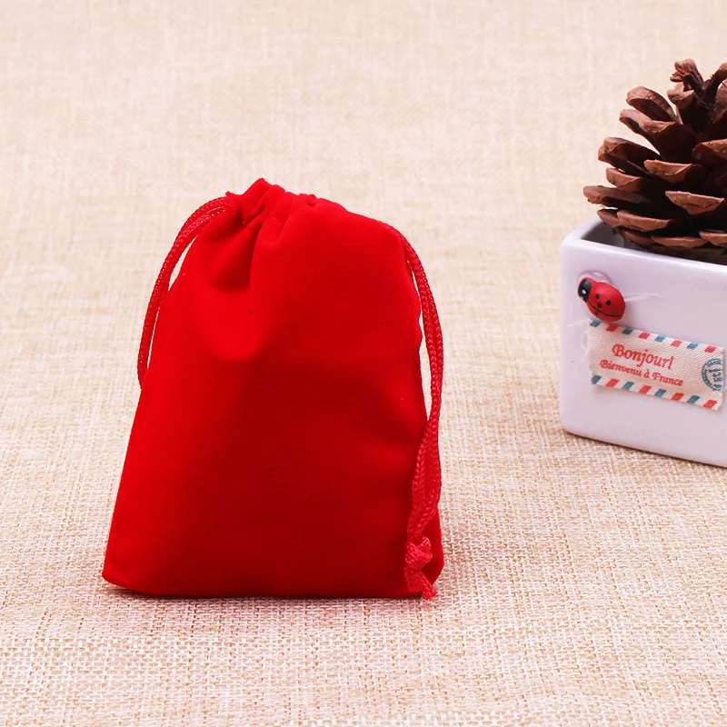

100 pcs/Bag Red Jewelry Packing Velvet Bag 7x9cm Jewelry Bags Drawstring New Year Birthday Christmas Wedding Party Gift Bag