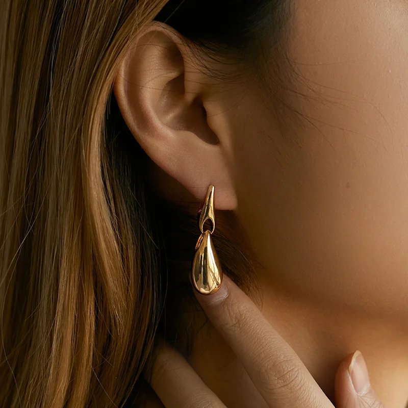 

New 2023 Geometric Water Drop Shaped Metal Earring For Women Girls Exaggerated Fashion Punk Metal Tassel Earrings Sexy Jewelry