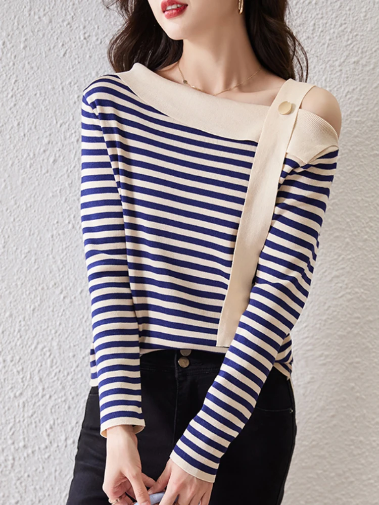 

Женская трикотажная футболка в полоску, с длинным рукавом и открытыми плечами, в Корейском стиле, осень 2022
