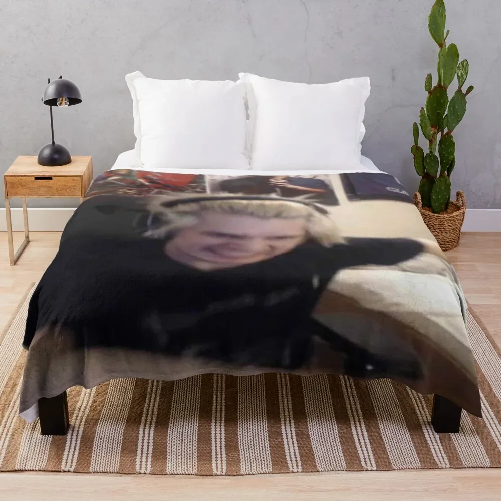 xQc SIX CONSOLES ДЕСЯТЬ КОМПЬЮТЕРА Плед Детские декоративные одеяла