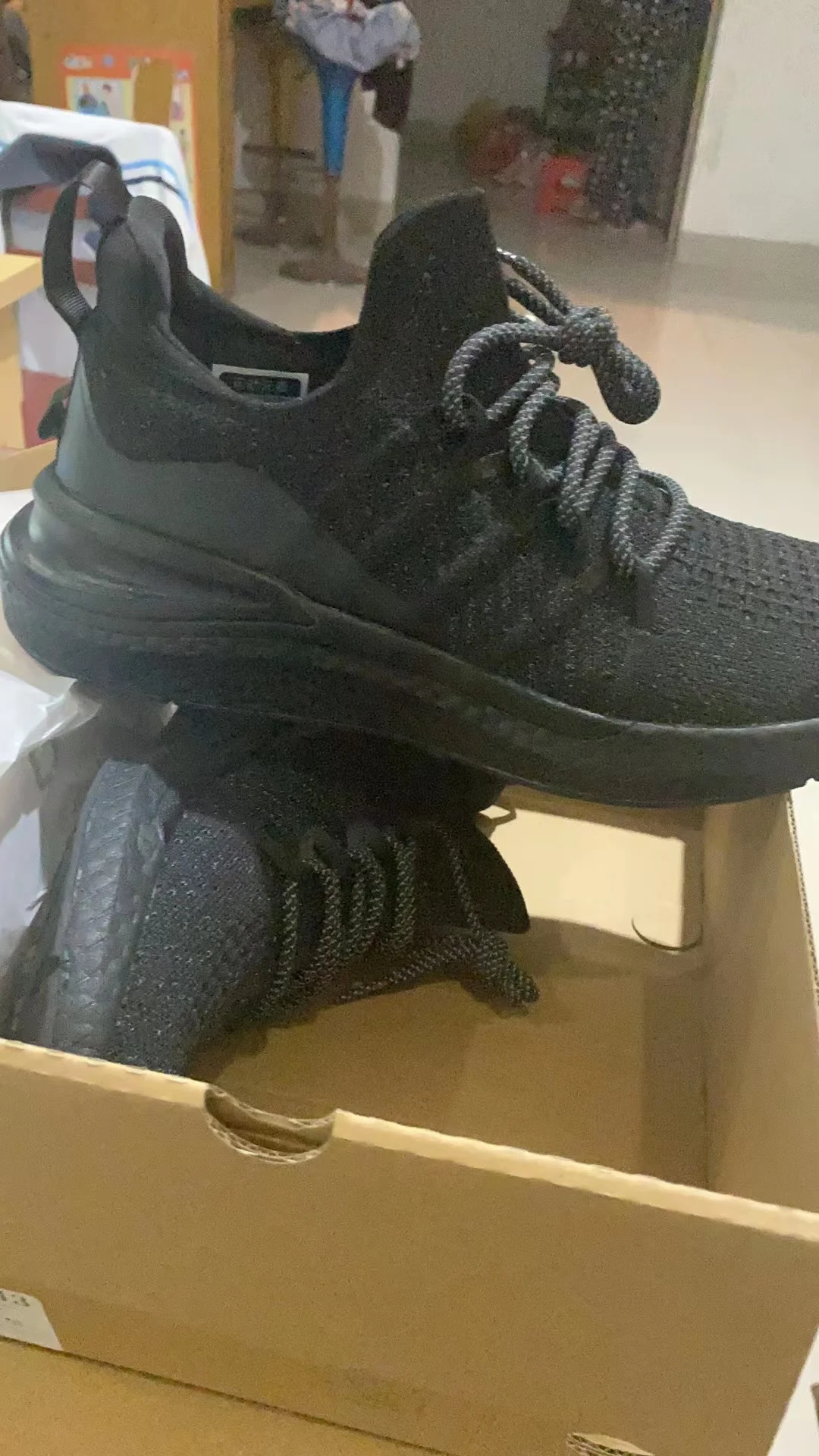 100% Original Xiaomi Mijia Sneakers 4 Men's Outdoor Sports Uni-moulding 4D Fishbone Lock System Knitting Upper Men Running Shoes