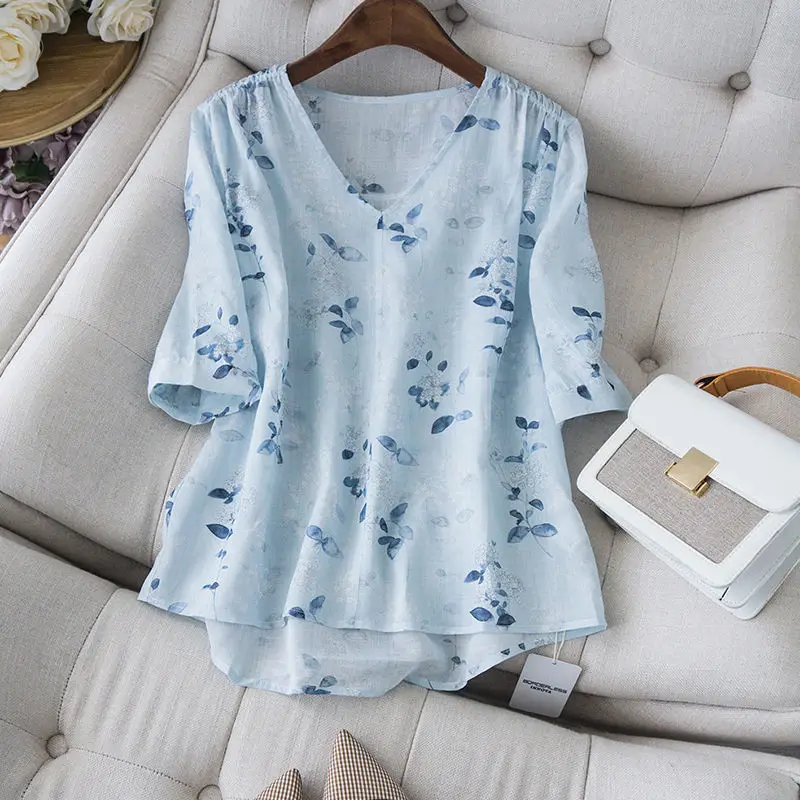 

Cotton Linen Vintage Floral Printed Blouse Womens Tops 2022 New Casual V Neck Short-sleeve Loose Breathable Blouses Shirt Blusas
