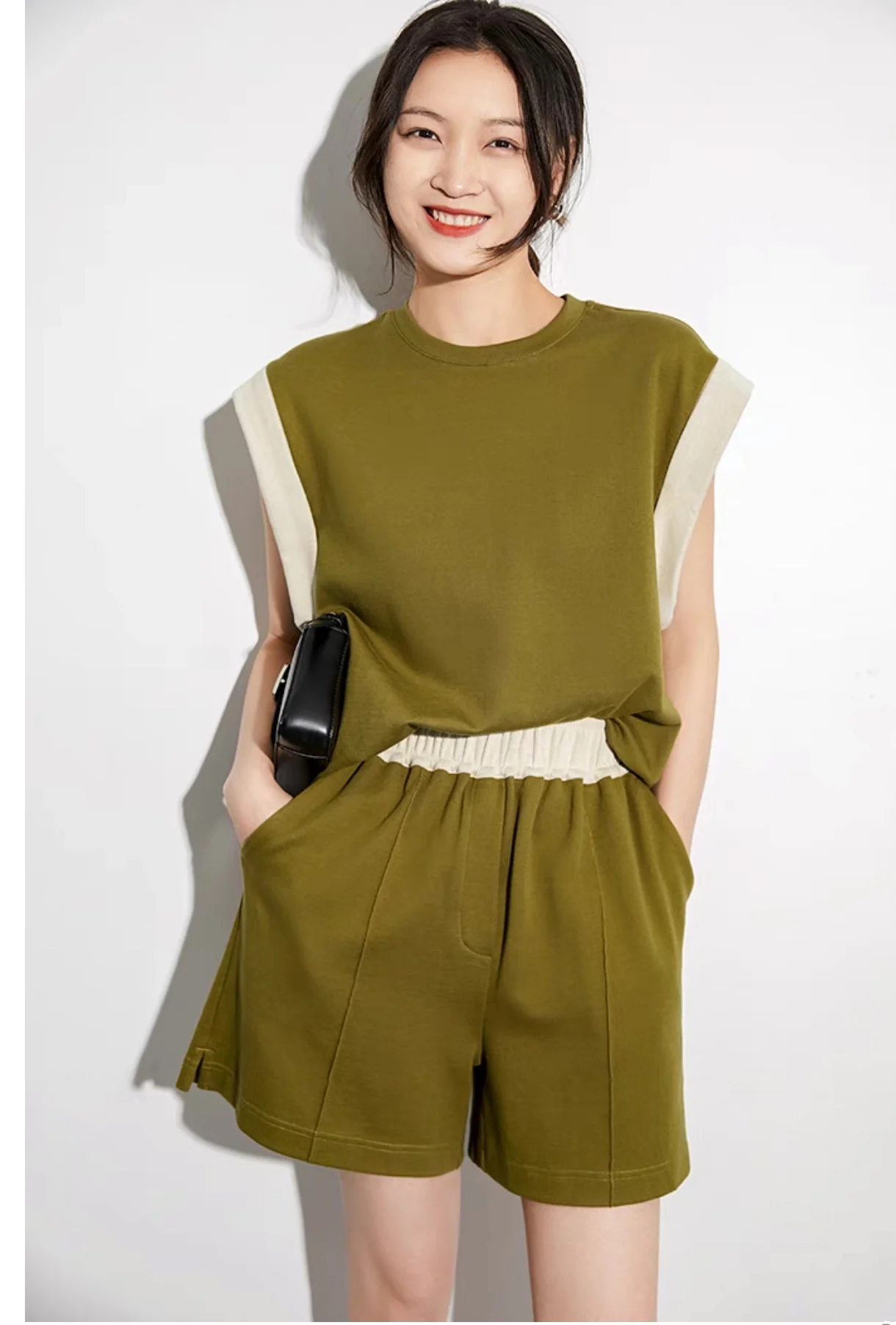 

2023 spring and summer women's clothing fashion new T-shirt Shorts Set Two-Piece Set 0526