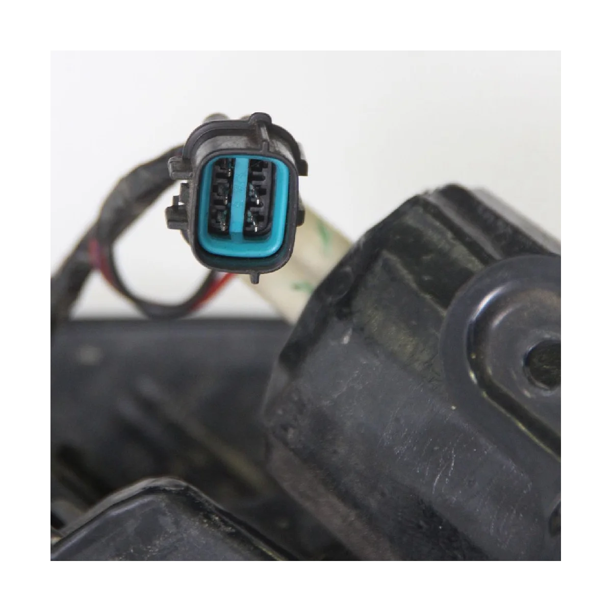 Автомобильный комбинированный задний фонарь с жгутом проводов (слева) для Mitsubishi