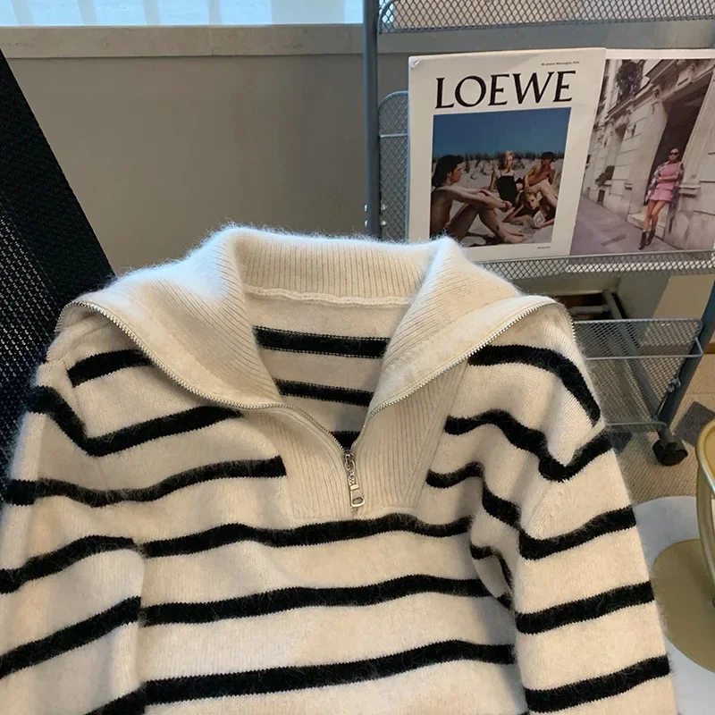 Полосатый свитер на молнии с большими лацканами женский повседневный стиль