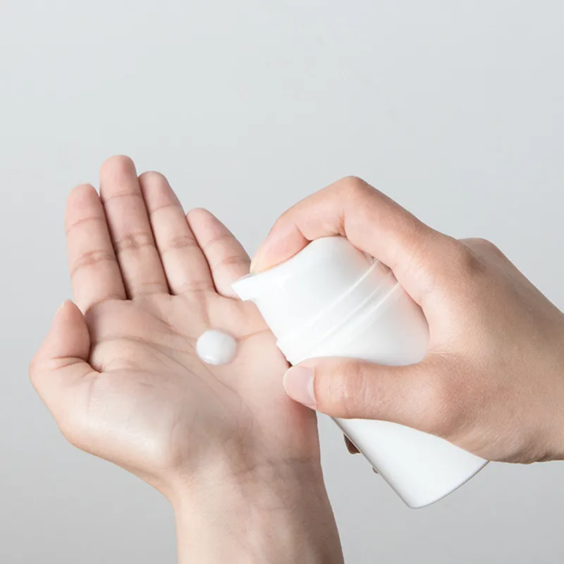 

30 X 30ml/50ml/100ml Empty White airless vacuum pump bottle Disposable Travel Lotion Container for Facial Cleanser Essence