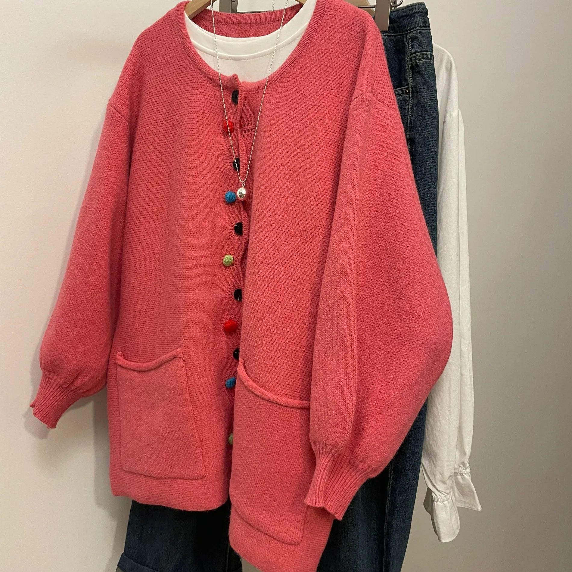 Осень-зима 2024 новый художественный однобортный свободный свитер Sweet Mori Look