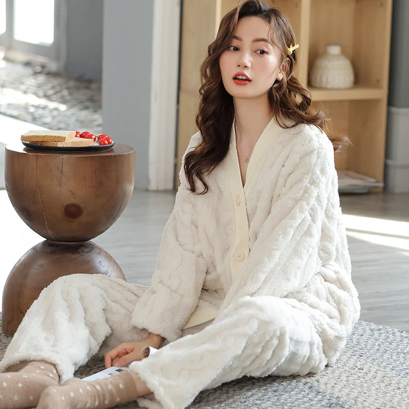 Pajamas Set Women Flannel Fleece Warm Sleepwear Winter Thick Thermal Sleepwear for Lady Full Length V-neck Home Clothes Pajamas