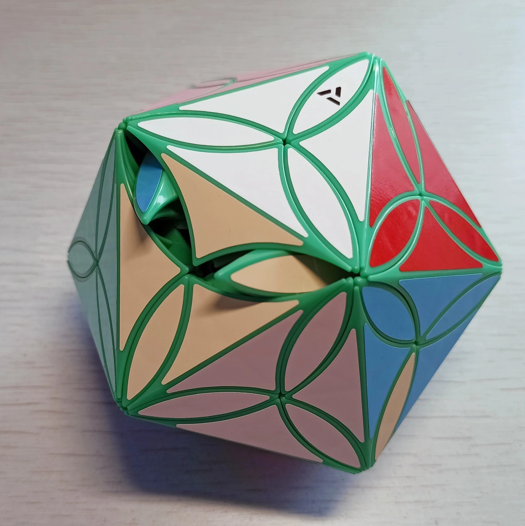 Рисунок 4 - AJ 20-сторонний Кубик Рубика