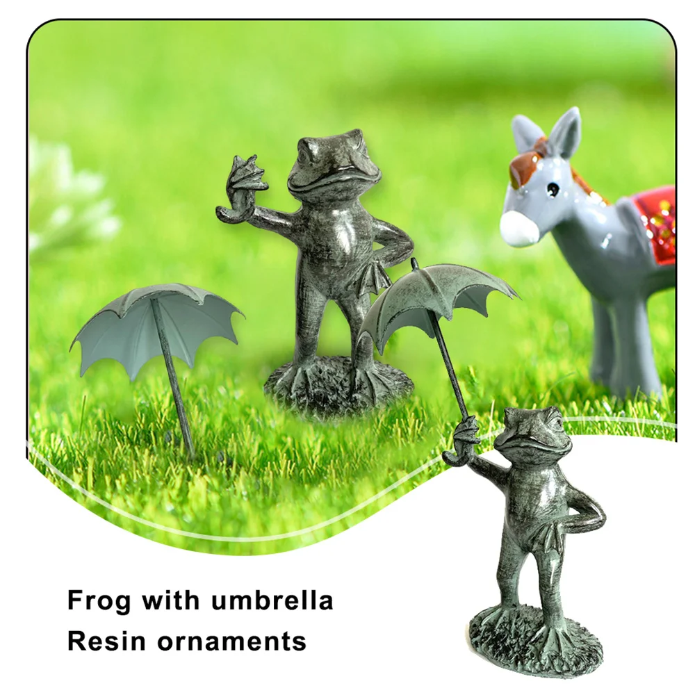 Frog Playing Umbrella Garden Spitter Statue Figurine Resin Animal Decoration Crafts Ornament Outdoor Sculpture Home Accessories