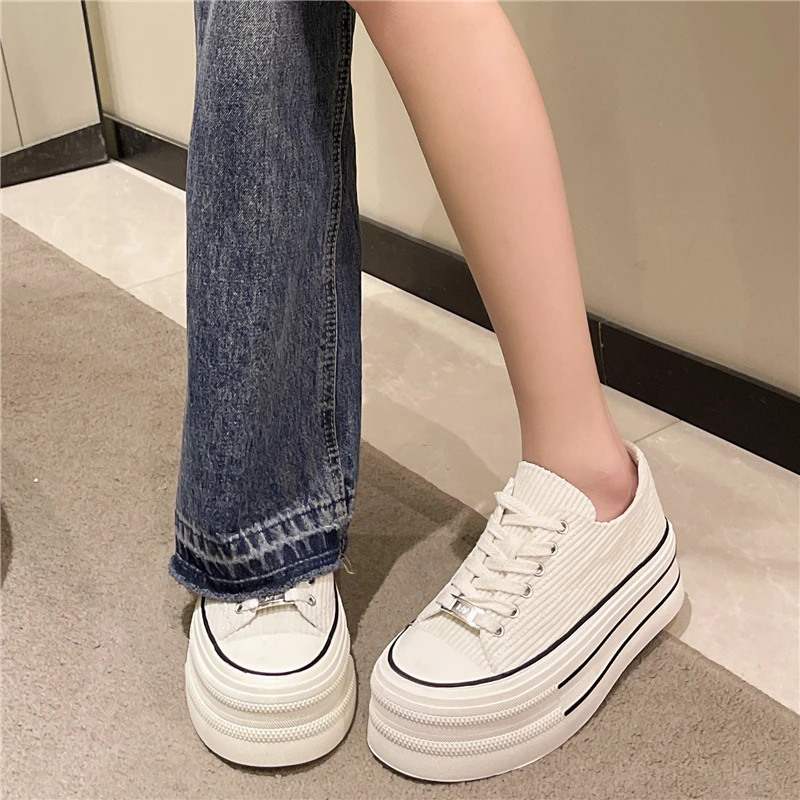2023 spring new Korean version of fashion everything canvas shoes female platform platform platform casual board shoes lace-up s