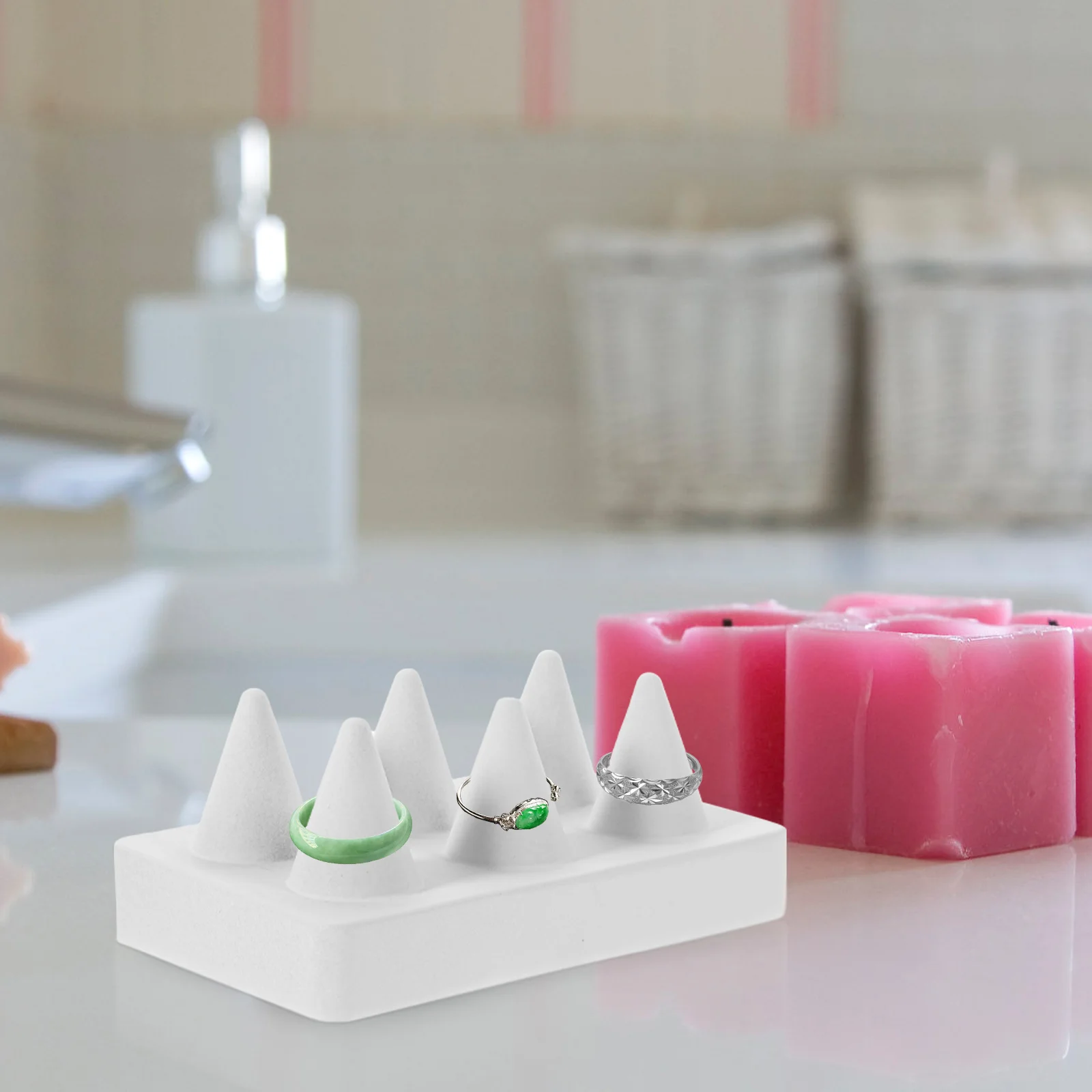 

Jewelry Display Holder Ring Stand Kickstand Desktop Stands Selling Storage Bracket Resin