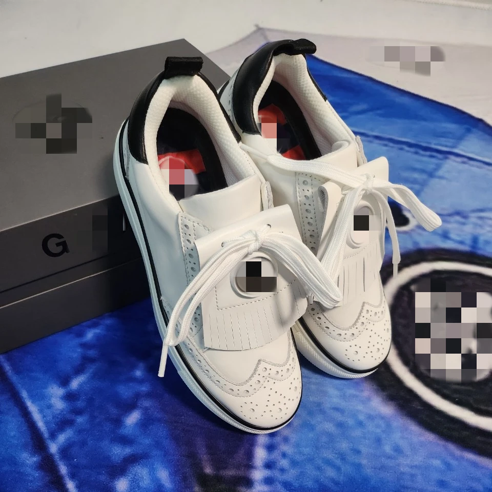 2023 New Golf Women's Shoe Outdoor Sports Leisure Anti slip Durable Fixed Nail Shoes Classic and fashionable women's shoes