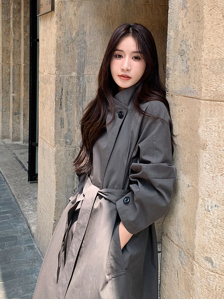 Серый экстра-длинный плащ с воротником-стойкой больших размеров Верхняя одежда