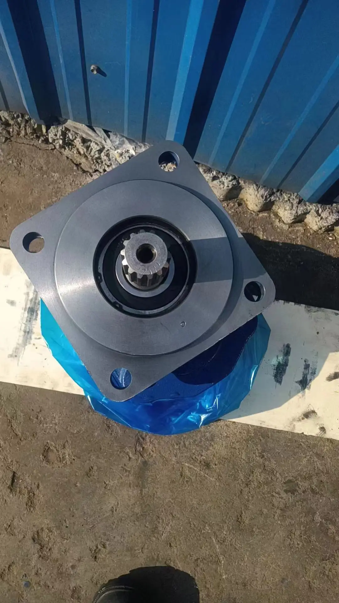 3-ступенчатый гидравлический насос Tadano 25 тонн GPPI Uchida Шестеренчатый