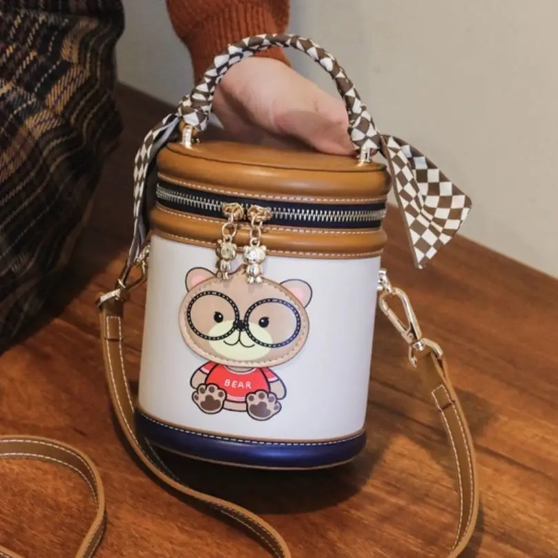 

Women Shoulder Bag Fashion Bear Willow Nail Box Crossbody Bag Luxury Designer Handbag High Quality Cute Ladies Pen Container Bag