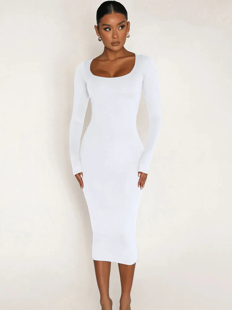 Женское однотонное платье-миди с квадратным вырезом