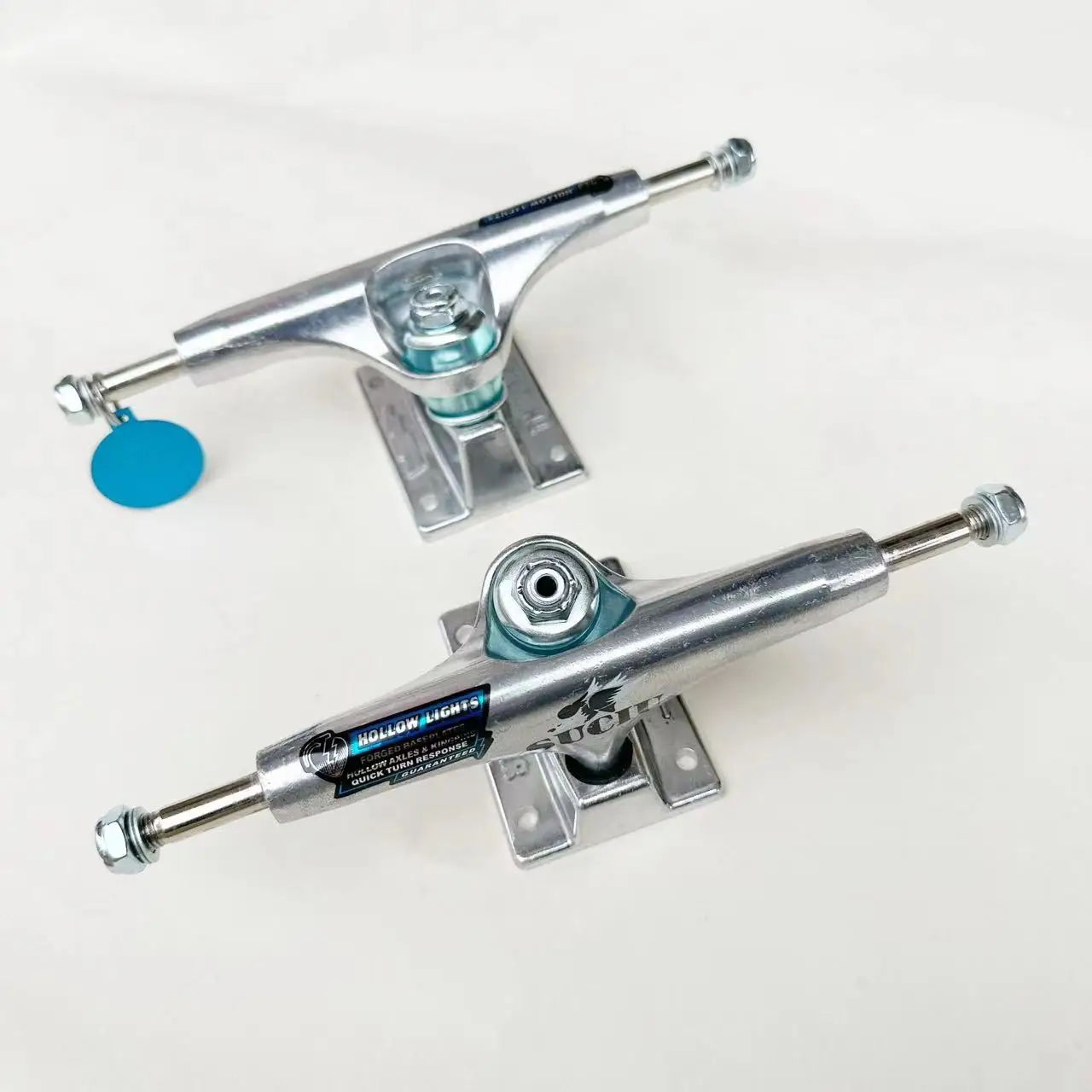 Original 5.25inch VENTURE thunder MID skateboard trucks AEGLE hollow good quality professional level skateboard truck