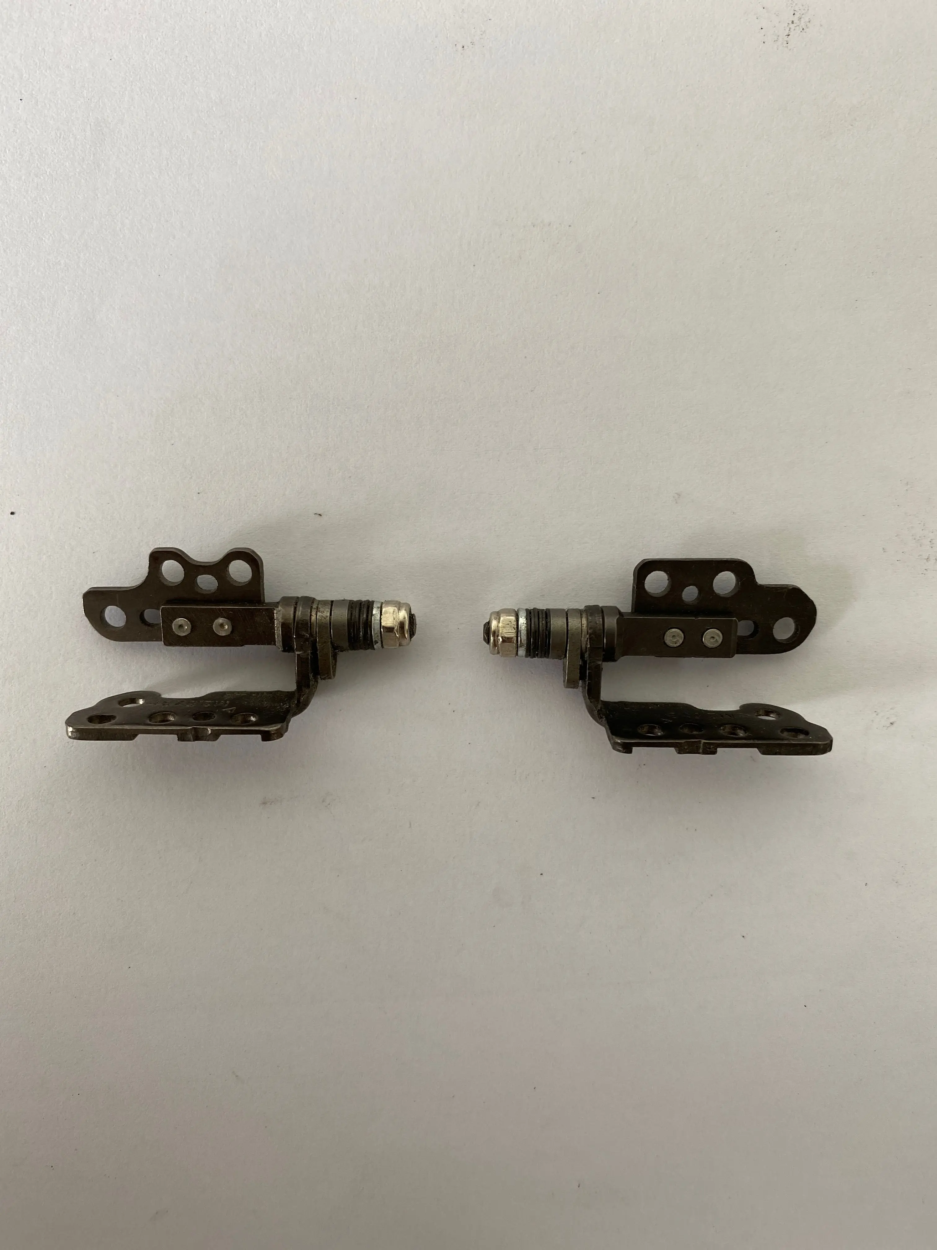 

FOR DELL Latitude 5400 5401 5402 LCD HINGES 33YJW HTF3C