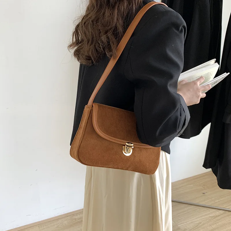 

2022 New Fashion Soft Corduroy PU Shoulder Bag for Women Textured Retro Designer Luxury Baguette Bag Ladies Purses Handbag