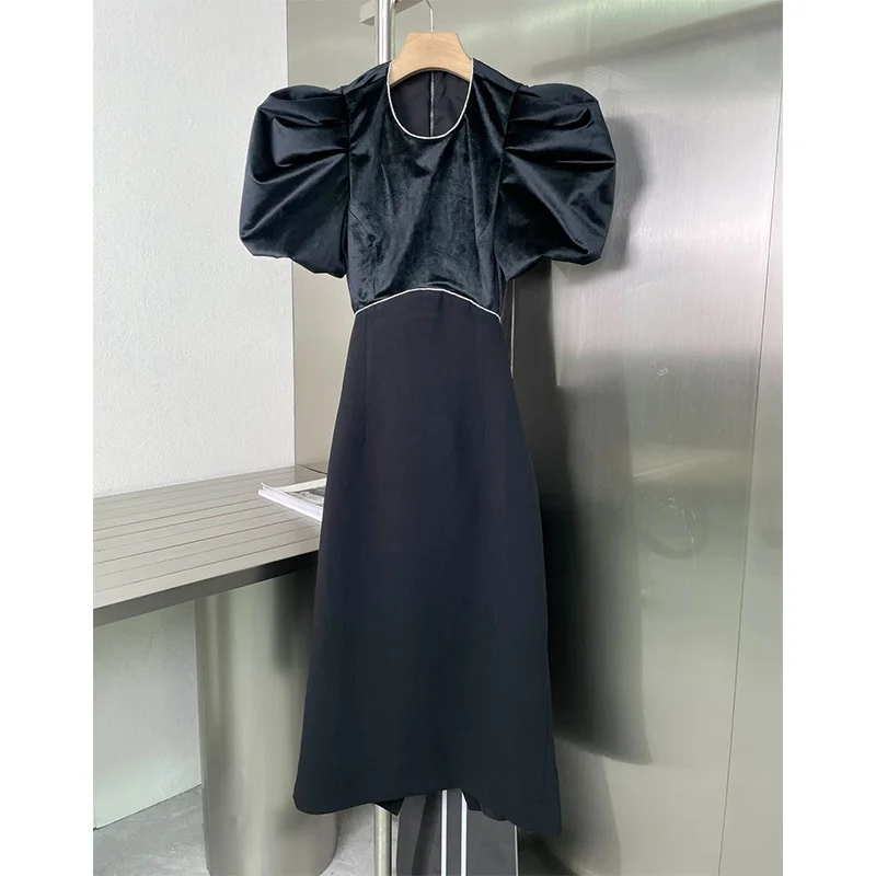 

22 Summer Designer Black Velvet Splicing Dresses Women Short Puff Sleeves High Waist Backless Dress High End Sexy Elegant Dress