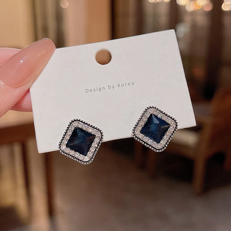 

Fashion Square Simple Bule Cubic Zirconia Korean Stud Earrings for Women Wedding Party Gifts Jewelry Hot