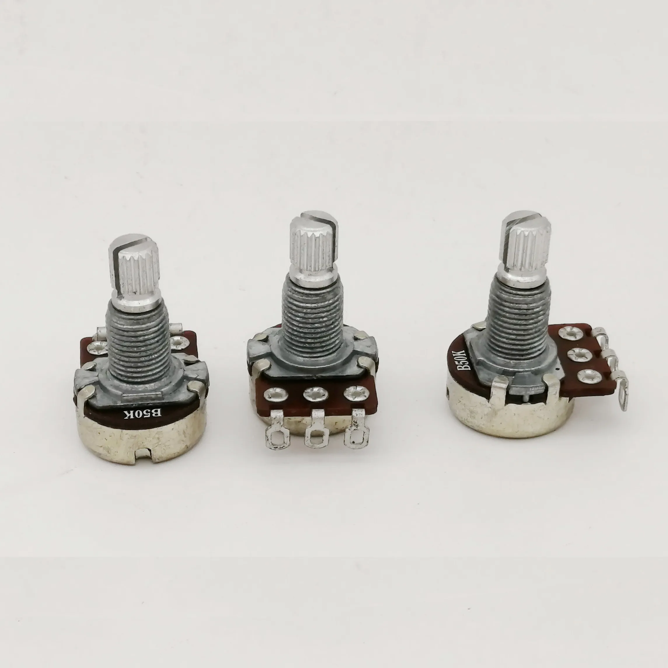 2 ΡΡ., ΠΌΠΎΠ½ΠΎ-ΡΠ΅Π³ΡΠ»ΡΡΠΎΡ Π³ΡΠΎΠΌΠΊΠΎΡΡΠΈ WTH148, ΡΠΈΠΏ A20K B50K 2 ΡΡ., ΠΌΠΎΠ½ΠΎ-ΡΠ΅Π³ΡΠ»ΡΡΠΎΡ Π³ΡΠΎΠΌΠΊΠΎΡΡΠΈ WTH148, ΡΠΈΠΏ A20K B50K