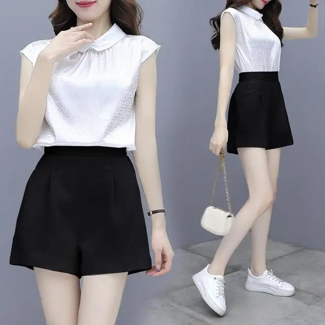 

2022 Women's Summer Fashion Suits Female Office Lady Loose Short Sleeve Shirt Tops + Casual Shorts Ladies Two-piece Sets Q152