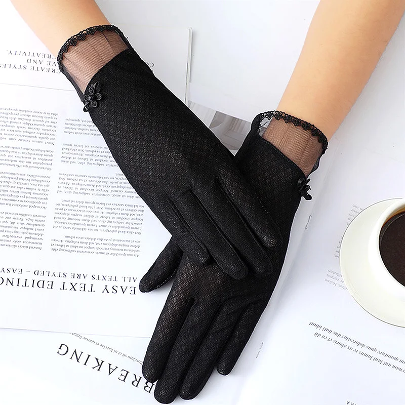 

Women Driving Sexy Lace UV Sunscreen Gloves Summer Short Viscose Ice Silk Thin Flower Ladies Summer Thin Touch Screeen Fingertip