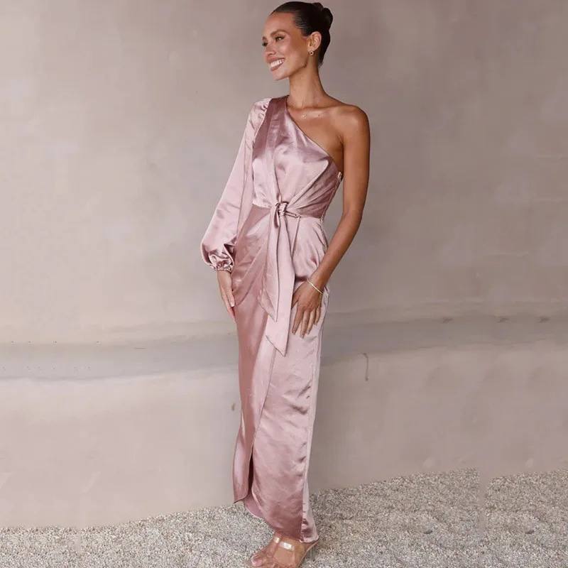 Женское атласное платье средней длины Ardm элегантное облегающее длинное с косым