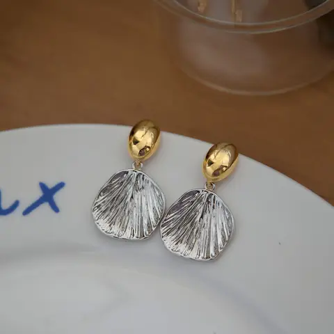 Серьги-капельки из цинкового сплава