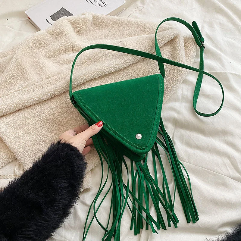 

Дизайнерская Женская модная мини-сумка с кисточками, треугольная поясная сумка, винтажная матовая женская сумка через плечо, Осень-зима 2022, ...