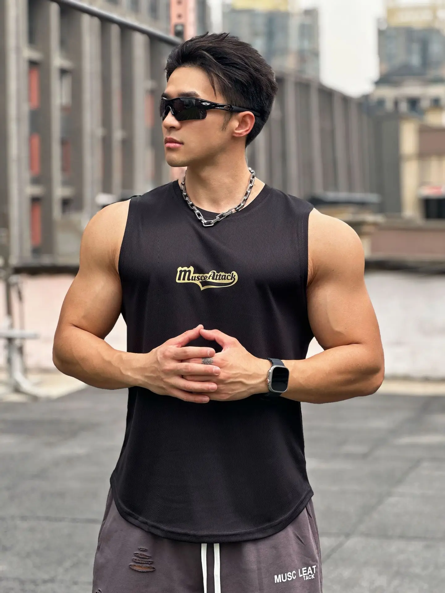 Новинка лета 2024 мужской пуловер с круглым вырезом сетчатая нижняя рубашка