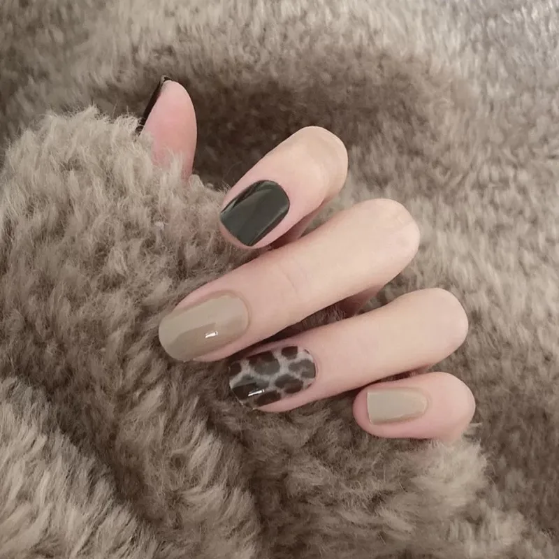 

24pcs/box Ballerina Press on Fake Nails with Glue Acrylic Fake Nails French Full Cover False Nail Autumn DIY Nails Art Tips Set