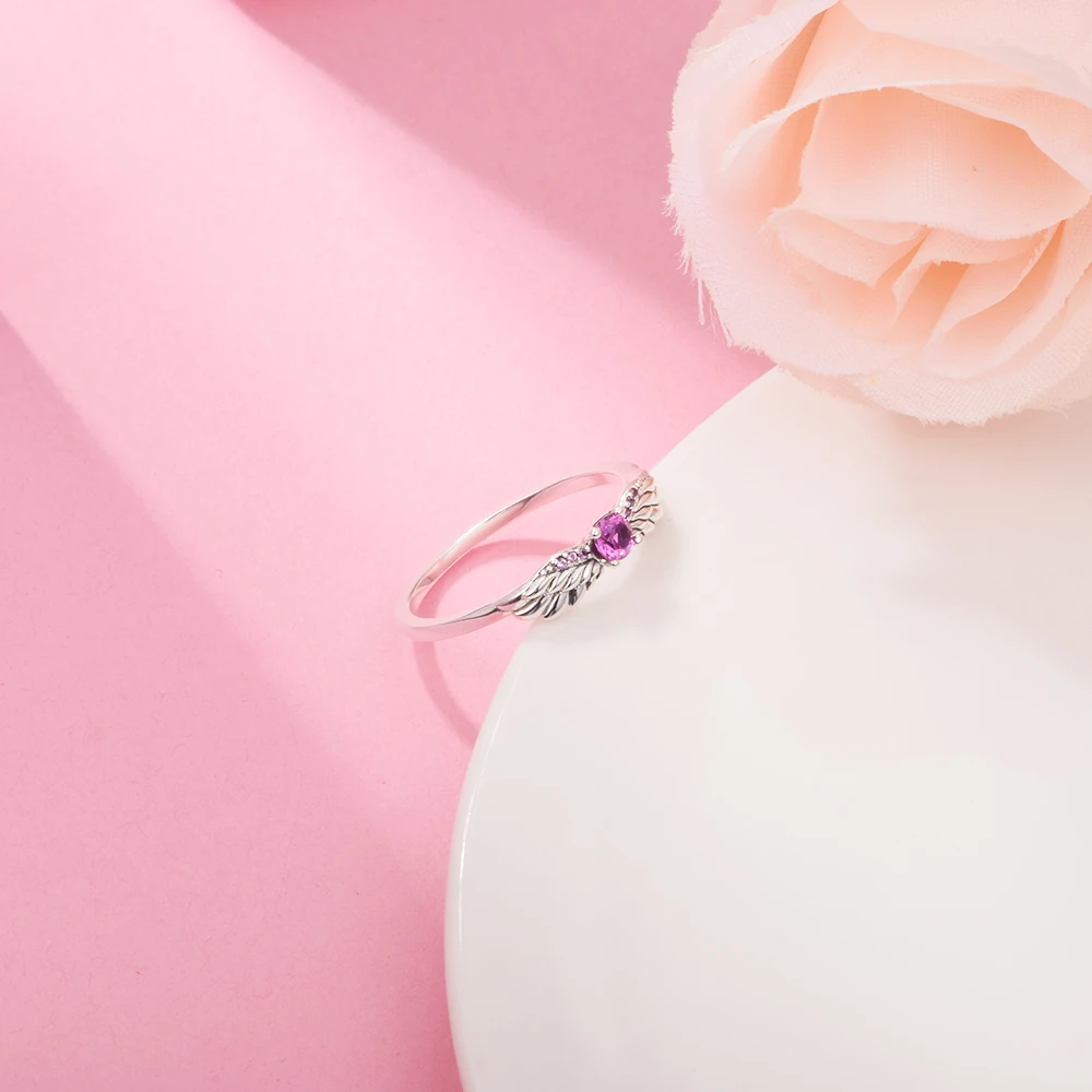 Женское кольцо на день рождения из серебра 2022 пробы |