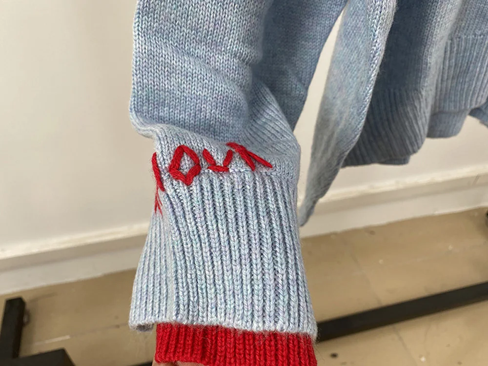 Женский кашемировый вязаный свитер с круглым вырезом и длинными рукавами