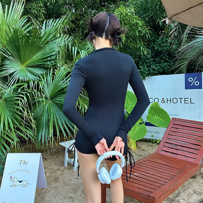 Цельный купальник с v-образным вырезом и длинными рукавами женский новый