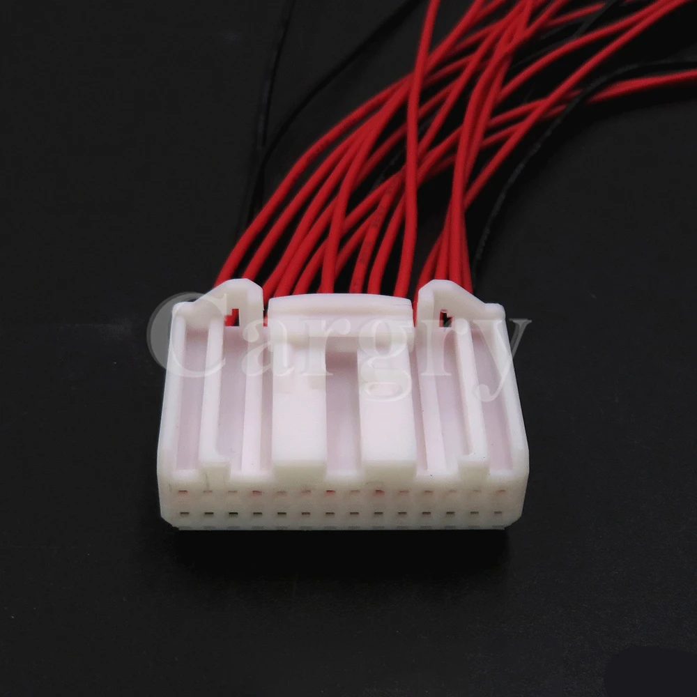 

1 компл. 28P 1565380-1 1565377-1 1717115-1 Автомобильный пластиковый корпус разблокированный Разъем Автомобильный маленький силовой проводной разъем