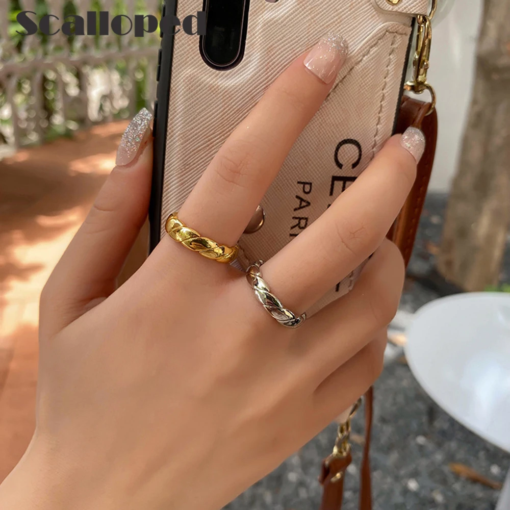 

SCALLOPED Fashion Luxury Geometric Twist Open Ring Women 2022 New Minimalist Stacking Band Lady Statement Jewelry Wholesale