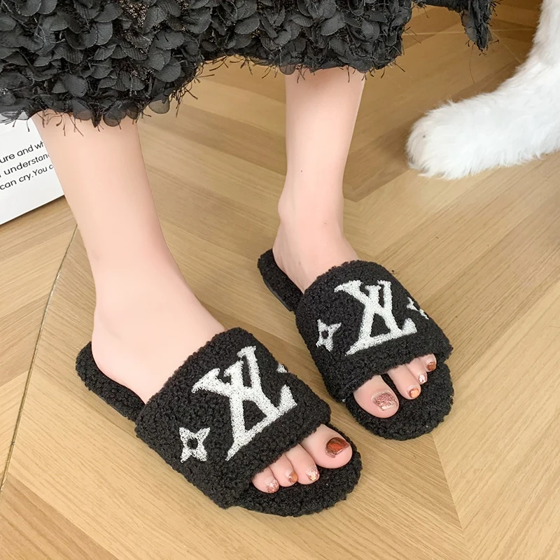 

Women's Luxury Non-slip Cotton Slippers 2023 Autumn Winter Designer Woolly Wear Home Advanced Sense Lamb Wool Flat Shoes Sandals