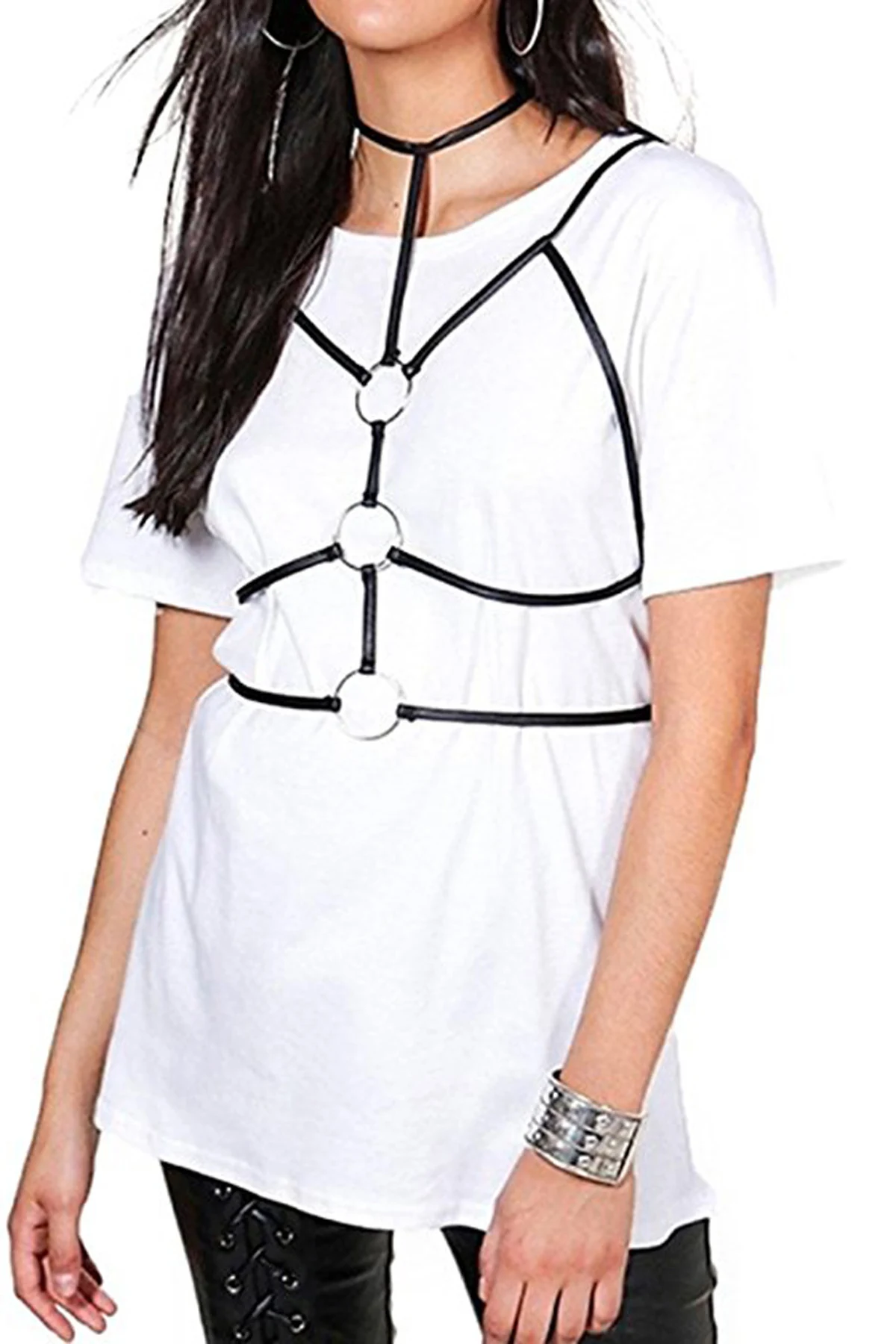 

Стильный кожаный ремень с кольцом